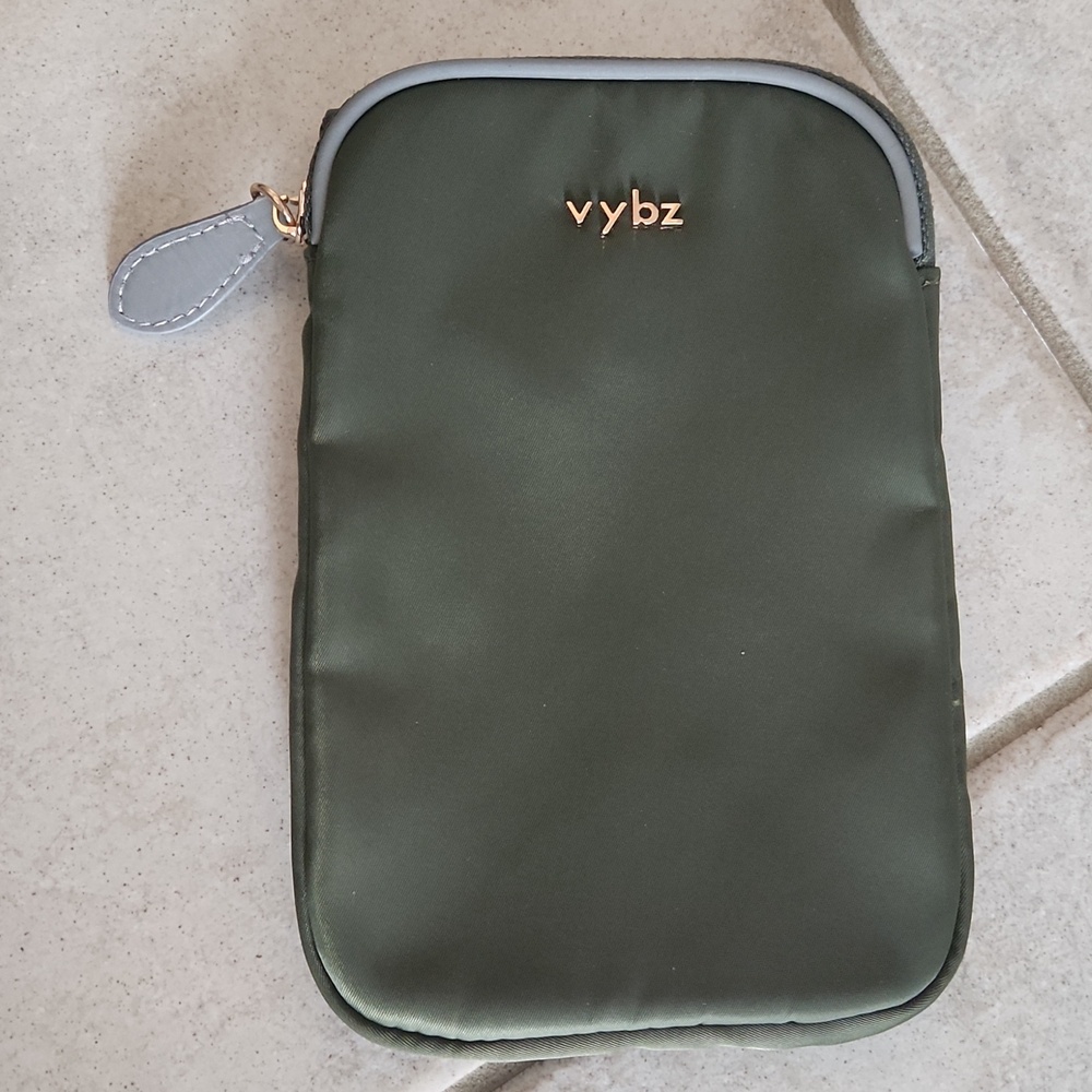 ✨️Olive Green Men’s Crossbody Belt Bag